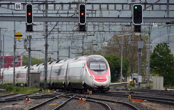 Alstom becomes first company to achieve full certification for latest digital train control standard